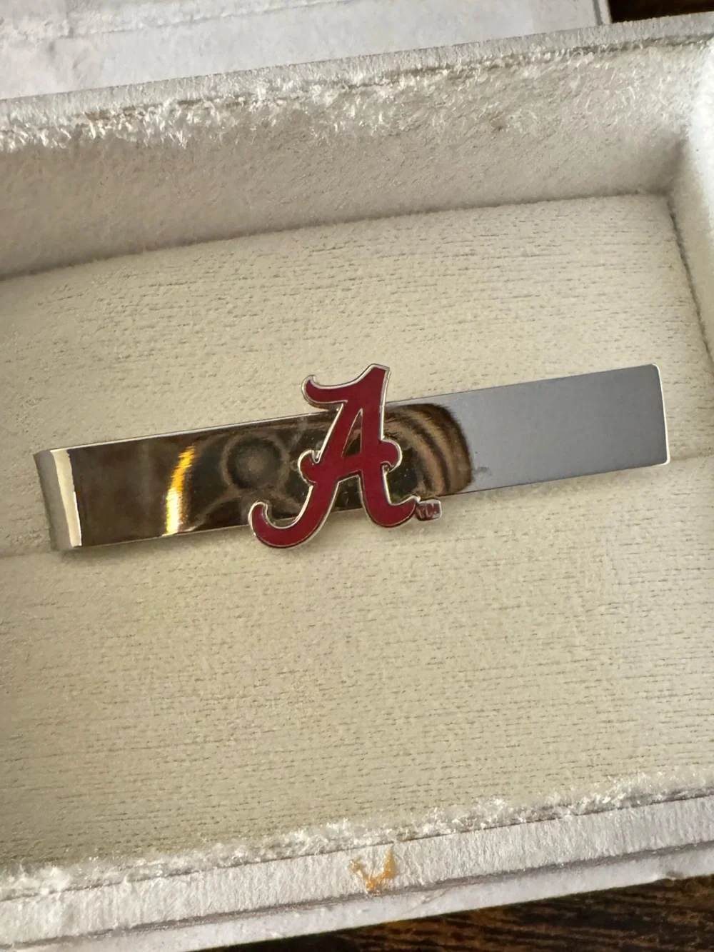 Collegiate Series Licensed Alabama Silver Money/Tie Clip with Red 'A' Emblem